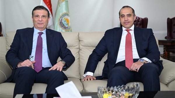 وزير الزراعة يستقبل وزير الشئون النيابية لمناقشة التعديلات المرتقبة لقانون التعاونيات الزراعية