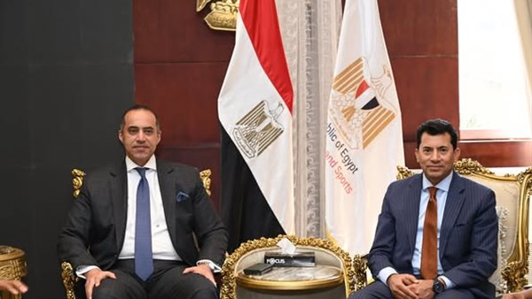 وزيرا الرياضة والشئون النيابية يشاركان في اللقاء الحواري السابع.. تحت شعار”مع الشباب.. حقائق وأرقام”