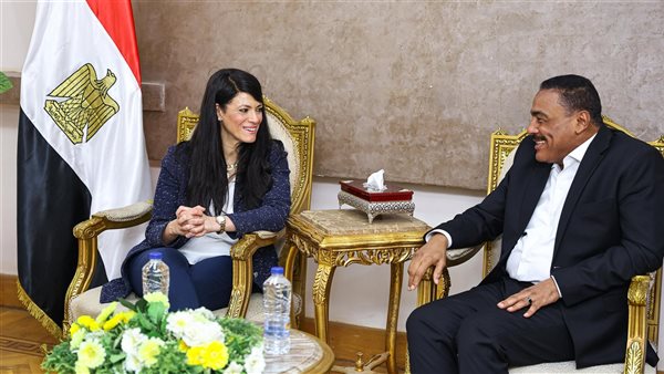 وزيرة التخطيط تناقش مع محافظ مطروح الموقف التنفيذي لمشروعات الخطة الاستثمارية بالمحافظة
